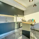 Courtyard Long דירה *
