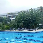 דירה Courtyard Long *