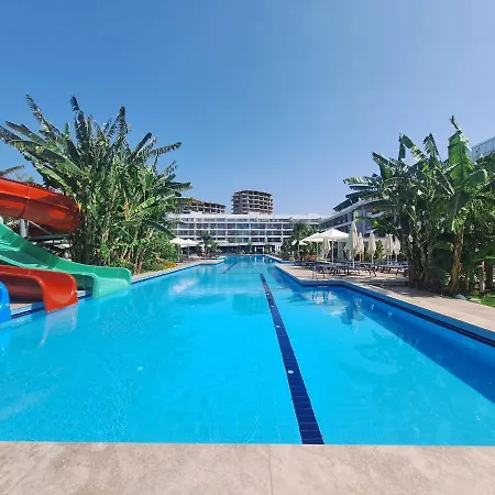 Daire Courtyard Long *